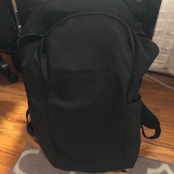 Lululemon out of range backpack - Picture 4 of 4